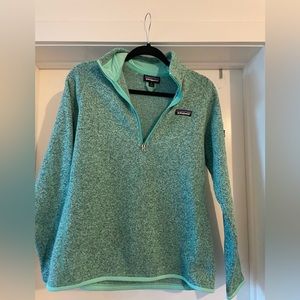 Patagonia quarter zip (US M)